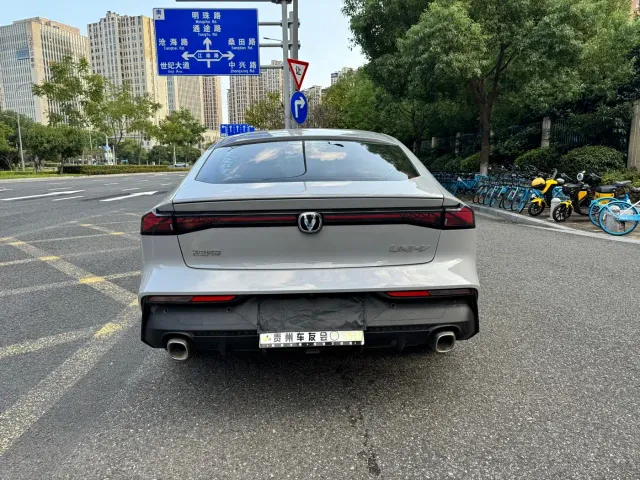 Changan UNI-V — Фото автомобиля 12