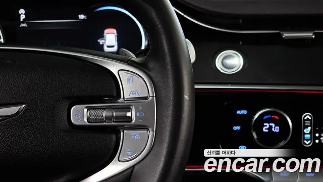 Genesis GV70 — Фото автомобиля 14