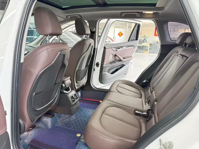 BMW X1 — Фото автомобиля 8