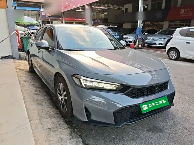 Honda Civic — Фото автомобиля 3