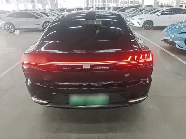 BYD Han — Фото автомобиля 5
