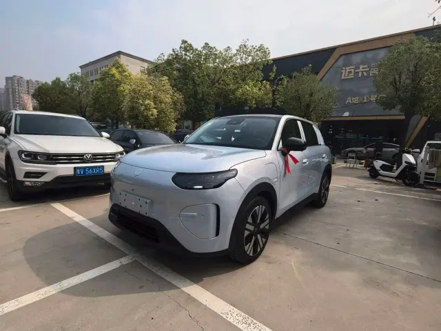 Фотография автомобиля — Leapmotor A10