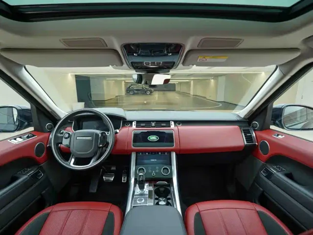 Land Rover Range Rover Sport — Фото автомобиля 20