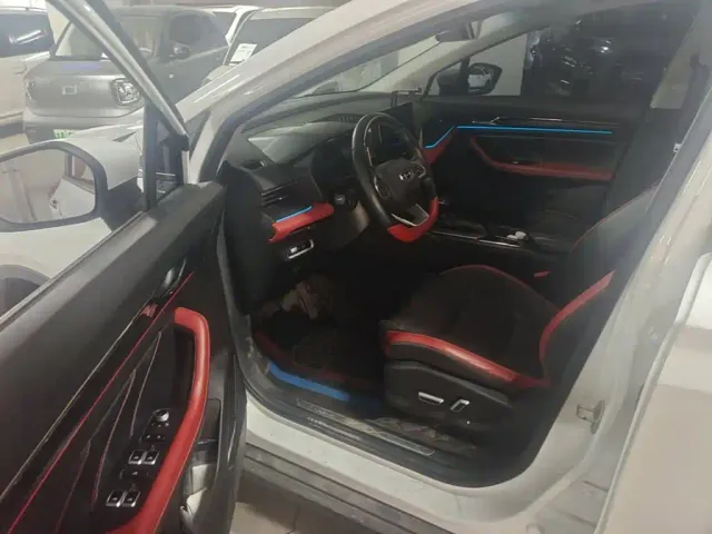 Geely Emgrand S — Фото автомобиля 19