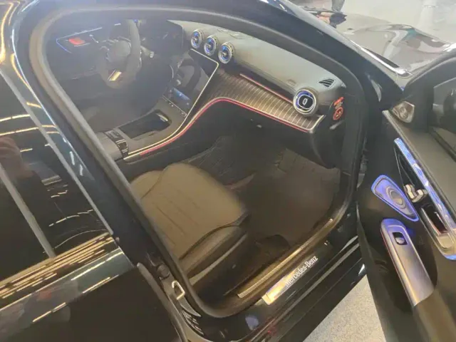 Mercedes-Benz C-Class — Фото автомобиля 8