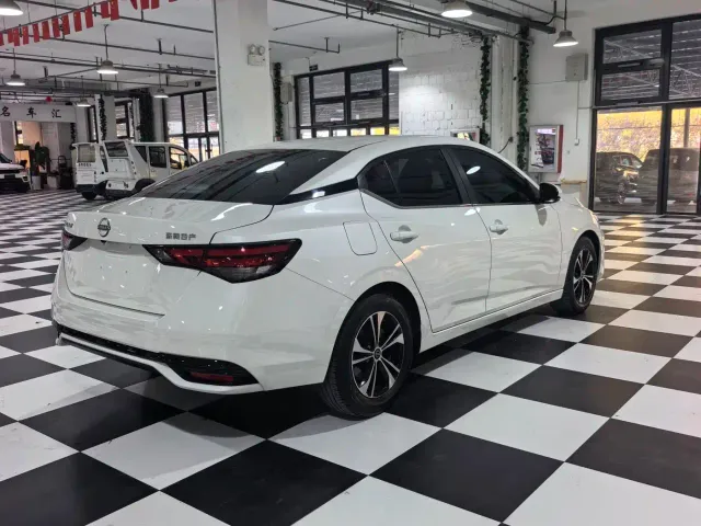 Nissan Sylphy — Фото автомобиля 18