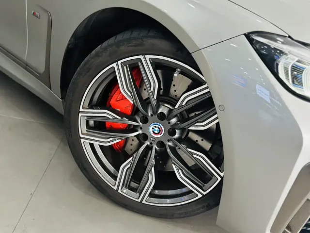 BMW 7 Series — Фото автомобиля 10