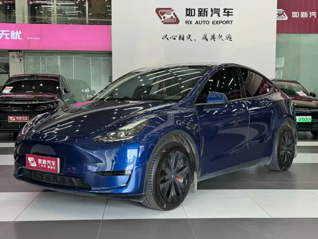 Фотография автомобиля — Tesla Model Y