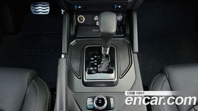 KG_Mobility_Ssangyong Rexton Новый Rexton Sport Дизель 2.2 4WD — Фото автомобиля 9