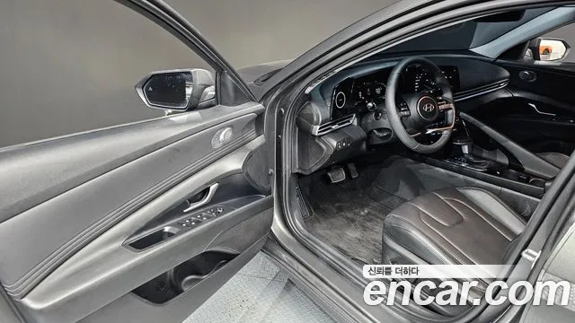Hyundai Avante CN7 — Фото автомобиля 15