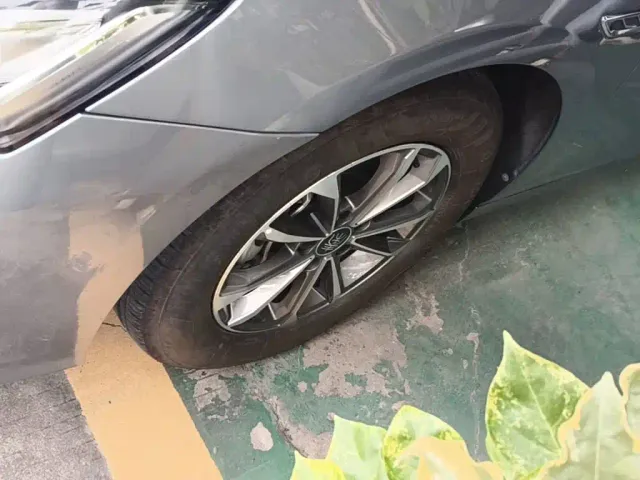 BYD Qin PLUS 2024 Glory Edition DM-i 55KM Leading — Фото автомобиля 22