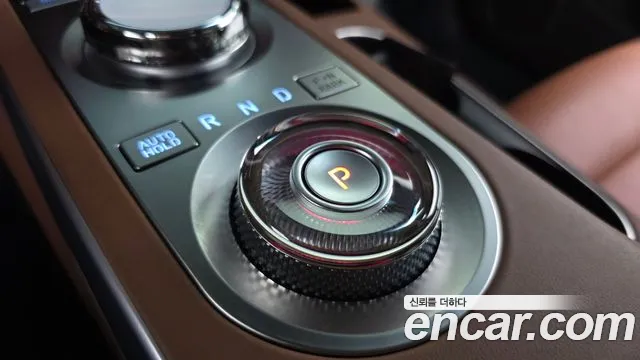 Genesis GV70 2.5T Бензин AWD — Фото автомобиля 8