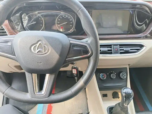 Changan Kuayue Kuayuexing V5 — Фото автомобиля 9