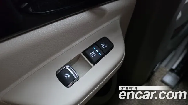 Kia Carnival 4th Gen — Фото автомобиля 19