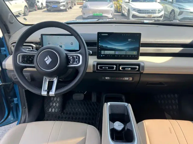 Baojun Yep Plus — Фото автомобиля 6