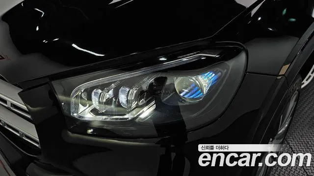 Mercedes-Benz GLS-Class — Фото автомобиля 17