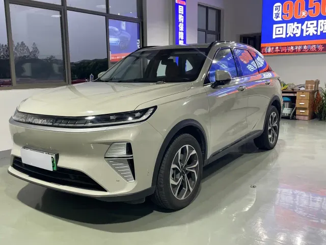 Фотография автомобиля — Haval Xiaolong MAX