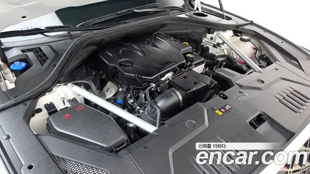 Genesis GV70 2.5T Бензин 2WD — Фото автомобиля 6