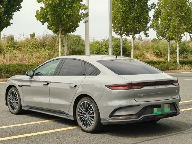 BYD Han — Фото автомобиля 14