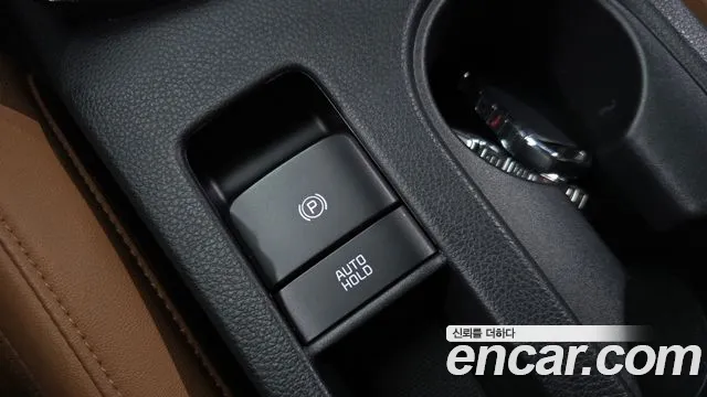 Kia Seltos New — Фото автомобиля 23