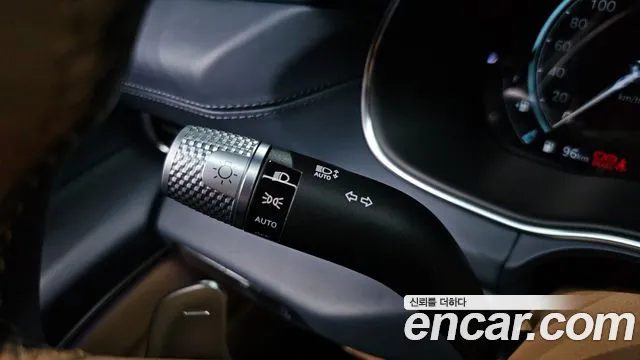 Genesis GV80 2.5T Бензин AWD — Фото автомобиля 27