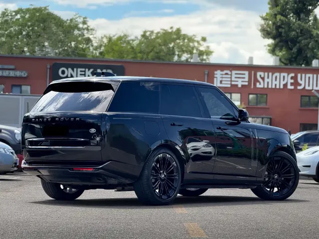 Land Rover Range Rover — Фото автомобиля 18
