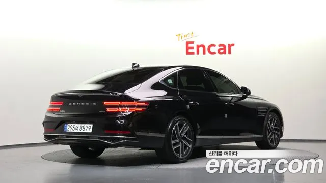 Genesis G80 RG3 — Фото автомобиля 2