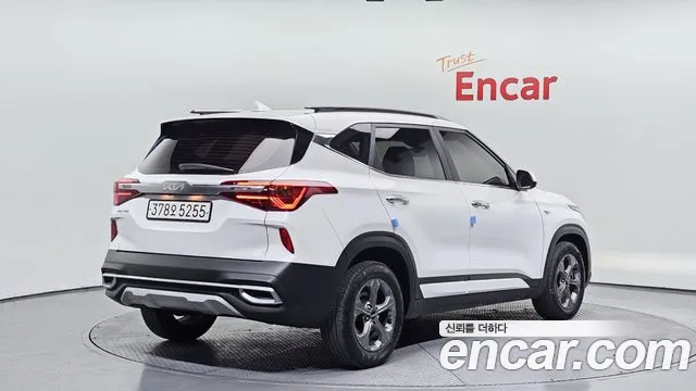 Kia Seltos Seltos Бензин 1.6 турбо 2WD — Фото автомобиля 2