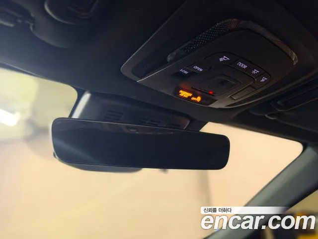 Toyota Crown — Фото автомобиля 17