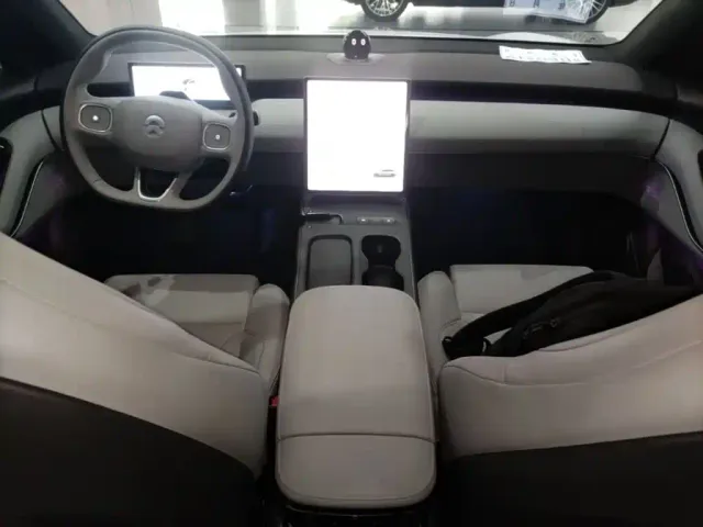 Nio ET5 Touring — Фото автомобиля 9