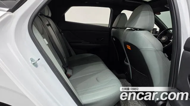 Hyundai Avante — Фото автомобиля 17
