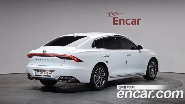 Hyundai Grandeur Новый Grandeur IG 3.0 LPi (Такси) — Фото автомобиля 2