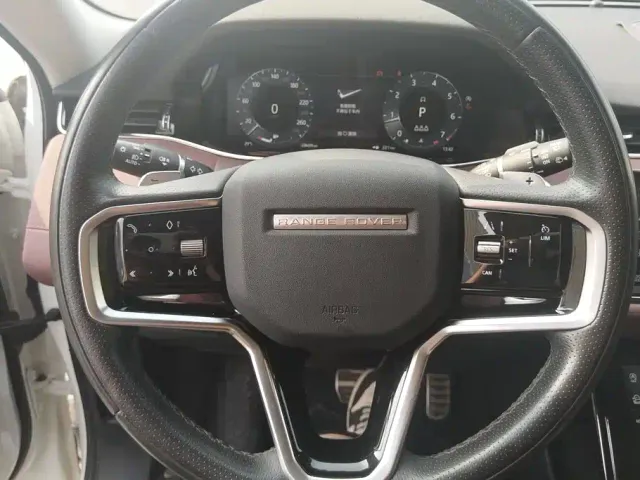 Land Rover Range Rover Evoque — Фото автомобиля 15