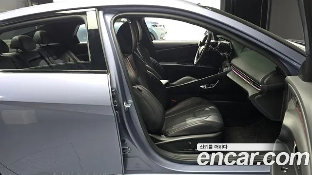 Hyundai Avante CN7 — Фото автомобиля 16