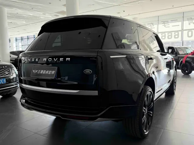 Land Rover Range Rover — Фото автомобиля 24