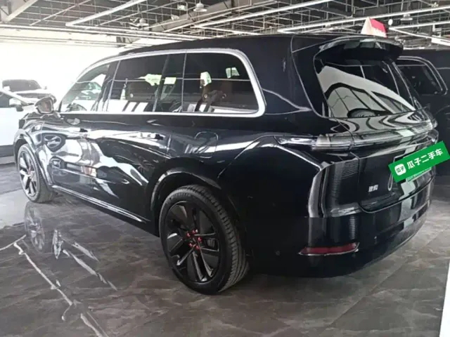 Li Auto L9 — Фото автомобиля 4