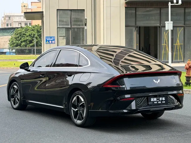 Wuling Starlight — Фото автомобиля 7