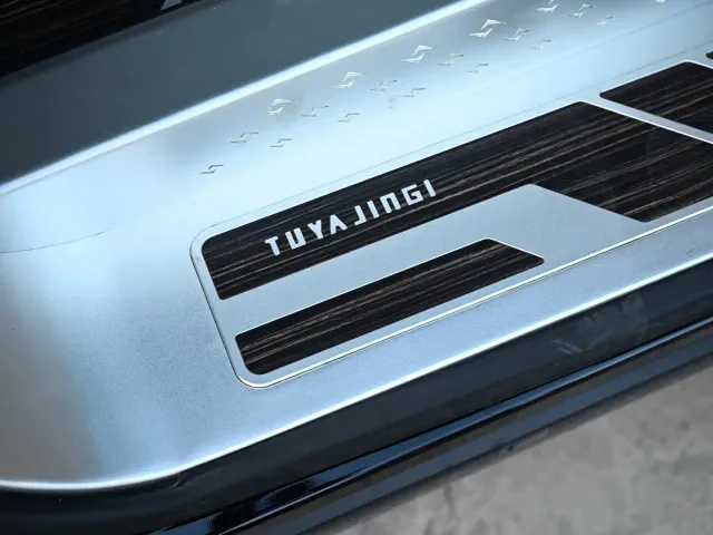 Toyota Alphard — Фото автомобиля 19