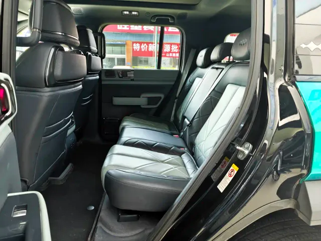 BYD FangChengBao Leopard 5 — Фото автомобиля 9