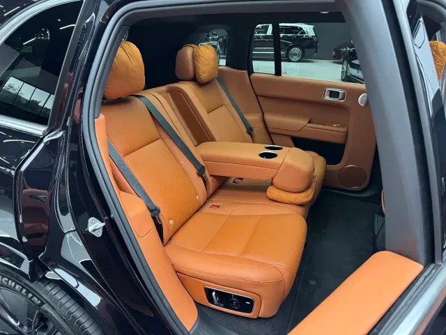 Li Auto L7 — Фото автомобиля 7