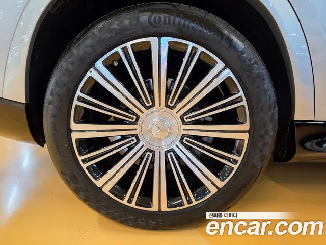 Mercedes-Benz GLS-Class — Фото автомобиля 5
