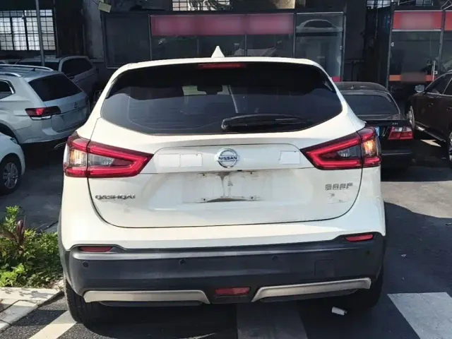 Nissan Qashqai — Фото автомобиля 5