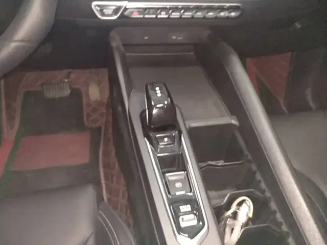 Geely Binrui — Фото автомобиля 13