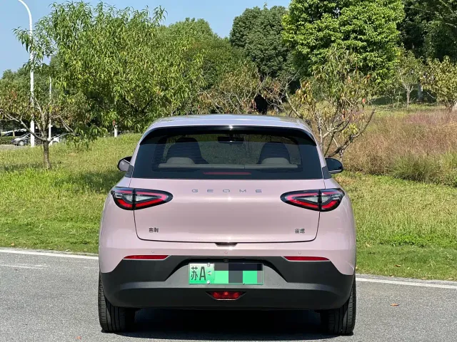 Geely Starry Wish — Фото автомобиля 6
