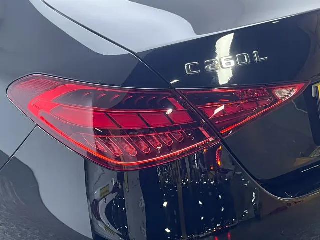 Mercedes-Benz C-Class — Фото автомобиля 10