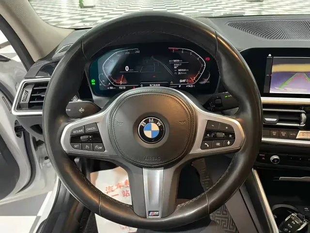 BMW 3 Series — Фото автомобиля 13