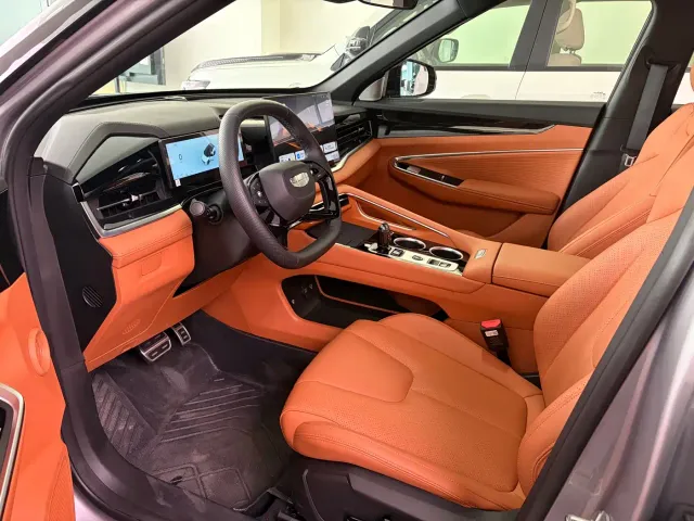 Geely Boyue — Фото автомобиля 6