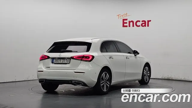 Mercedes-Benz A-Class — Фото автомобиля 2