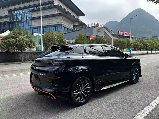 Changan UNI-T — Фото автомобиля 9