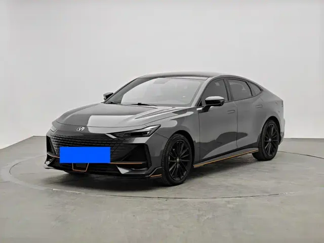Фотография автомобиля — Changan UNI-V